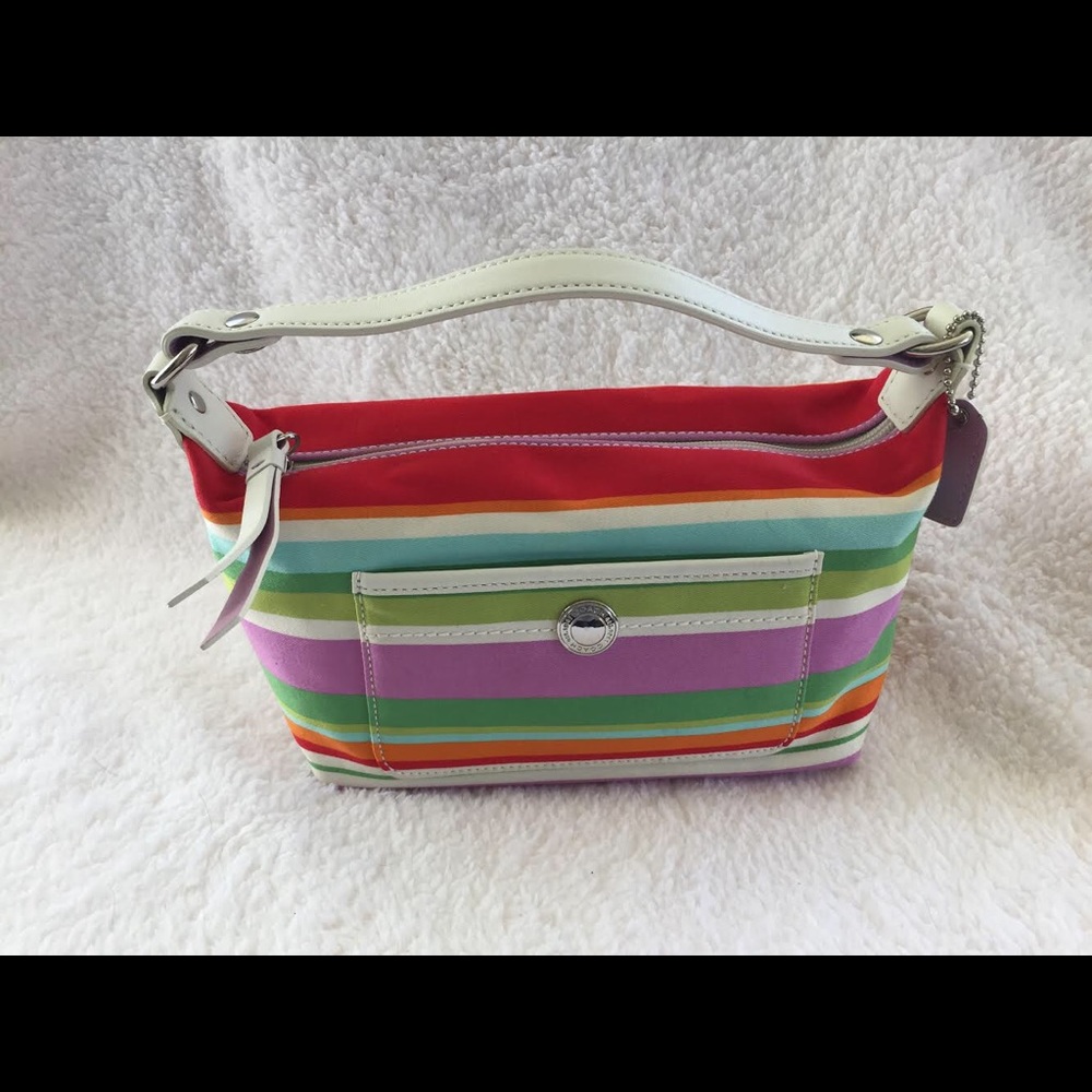 👌BRAND NEW condition Coach makeup/ small hand bag